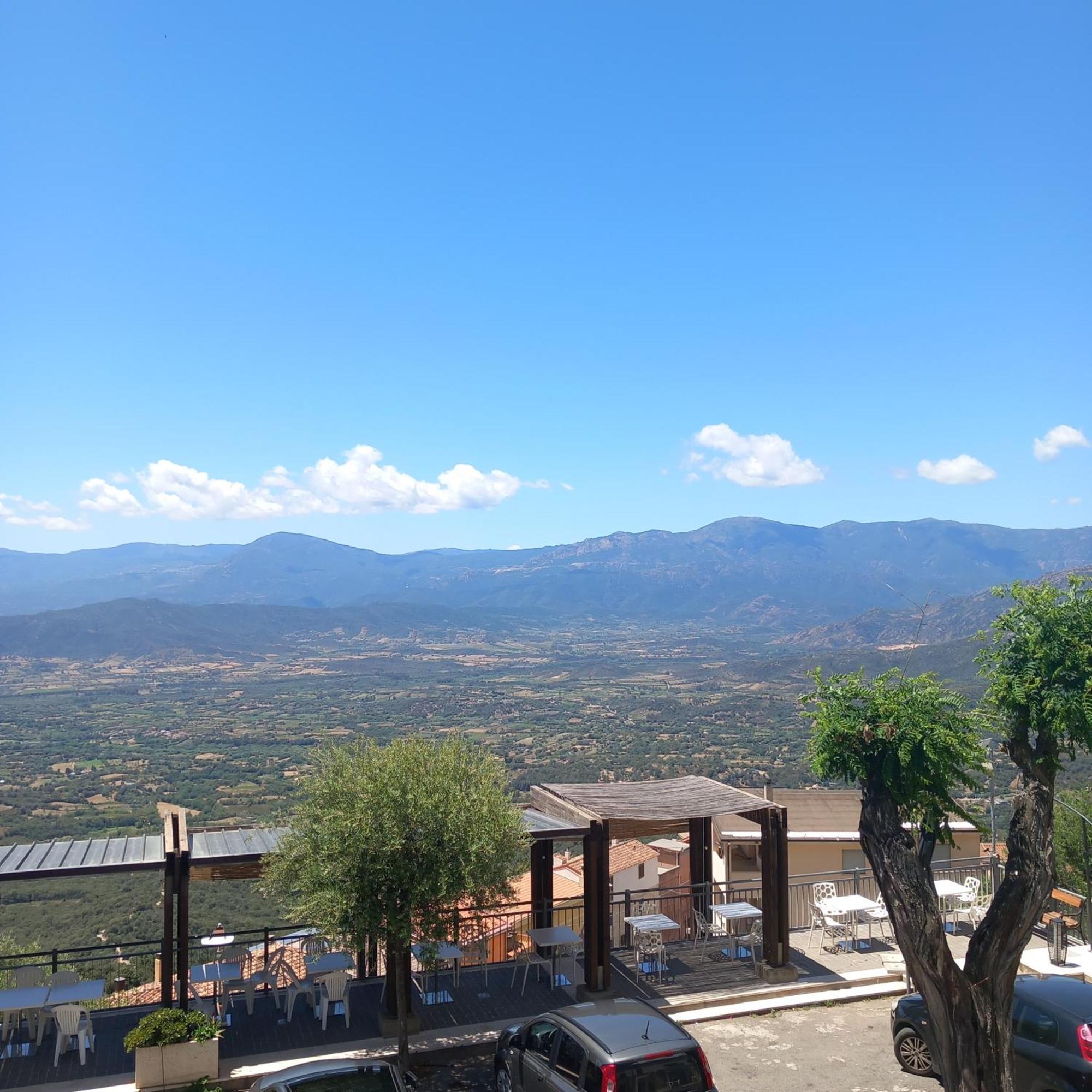 B&B Sa Clarera Baunei Exterior photo